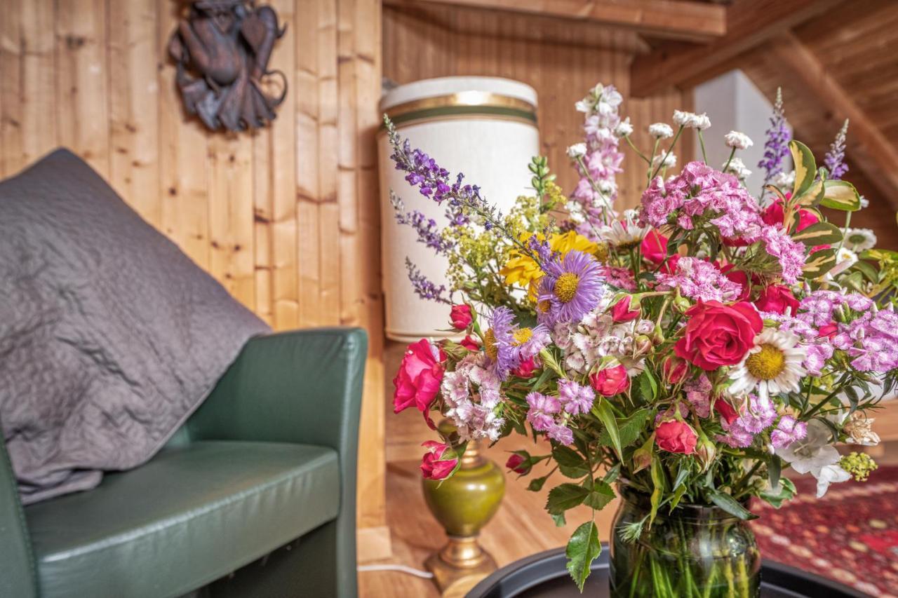 Bnb Deheimelig Huttwil Buitenkant foto